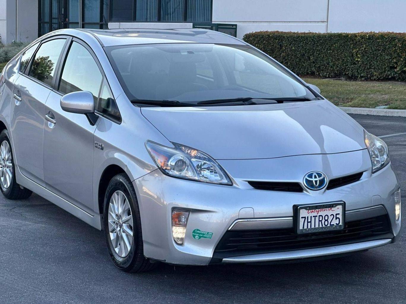 TOYOTA PRIUS PLUG-IN 2015 JTDKN3DP1F3066969 image